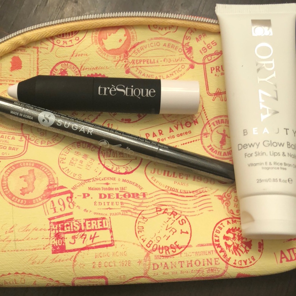 Make up bag with 3 beauty products!